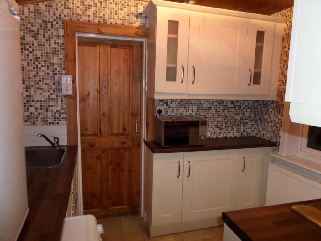 Jane's Cottage Free Parking room 5